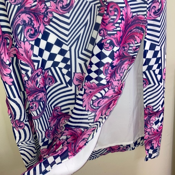 Springtime hottie tunic - Picture 4 of 5